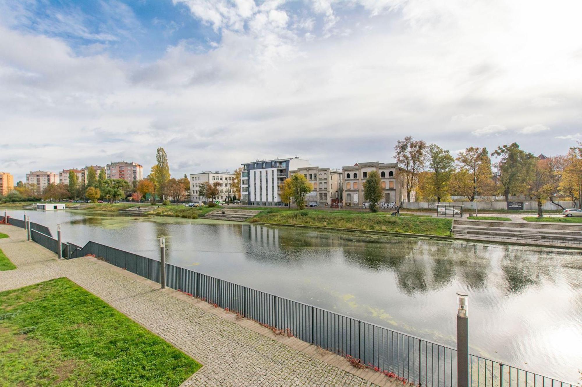 City Center - Granary Island By Apartmore グダニスク エクステリア 写真